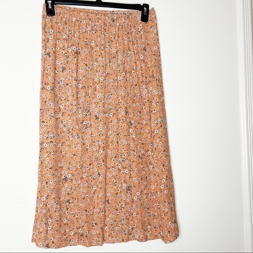 Ultra FLIRT Lizzie ditsy floral skirt. Junior L - Picture 5 of 8